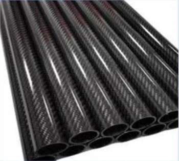 Tubo in fibra di carbonio